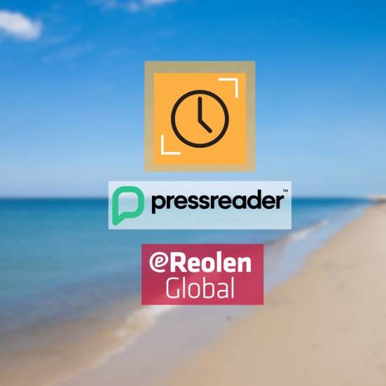 Foto af dansk sommerstrand i baggrunden, logoer for digitale tilbud forrest. 