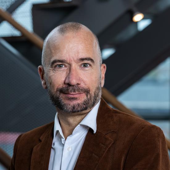 Portræt af foredragsholderen Flemming Splidsboel.