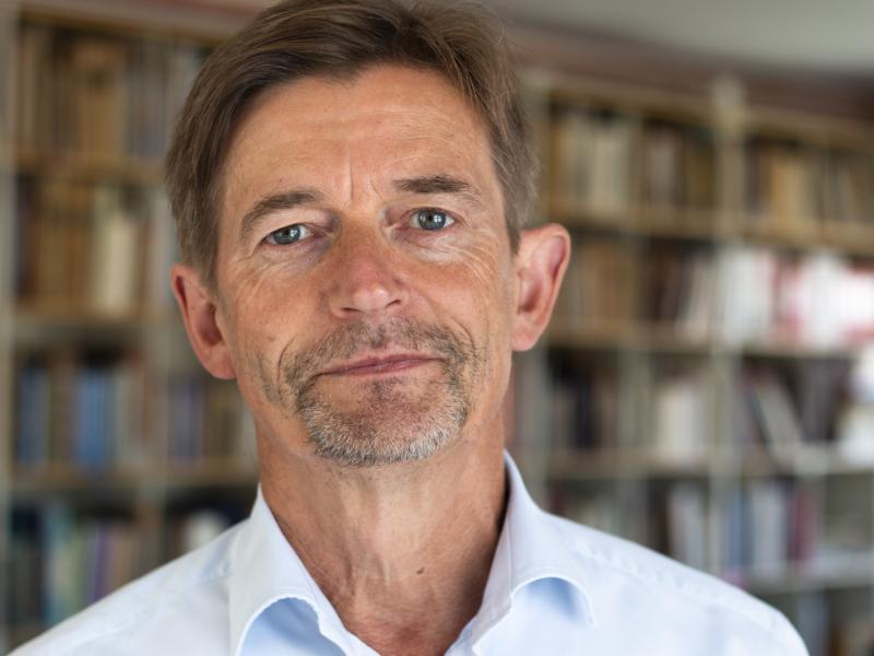 Portræt af foredragsholder Peter Pentz