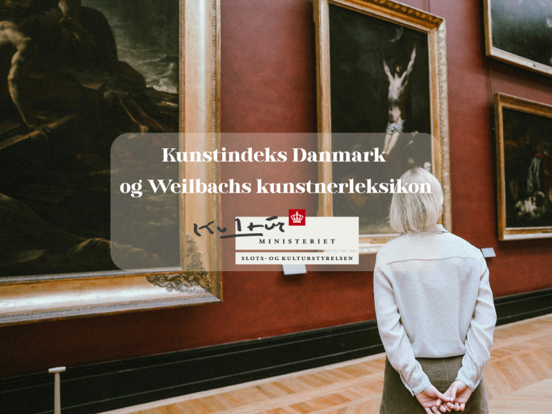 Foto af kvinde på museet. Tekst og logo til Slots- og kulturstyrelsen ovenpå. 